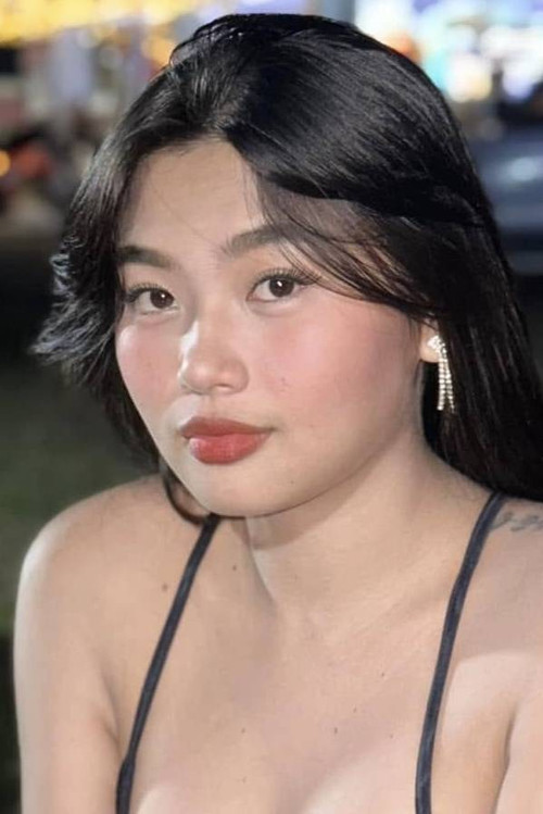 Sheena Cole as Cheska