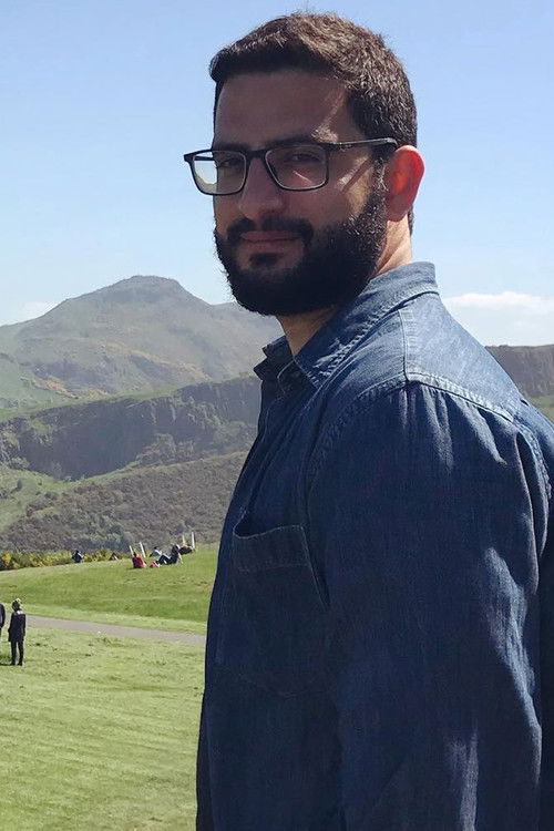 Rodrigo Duque Estrada as Narrator (voice)