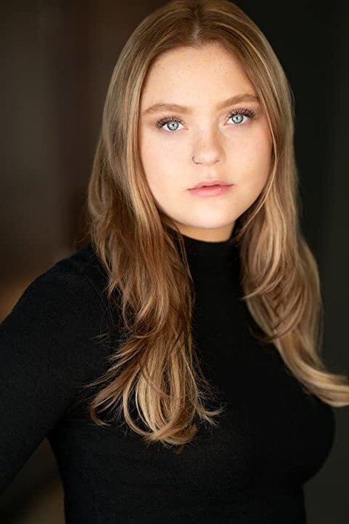 Tiernan Hickson as Lexi