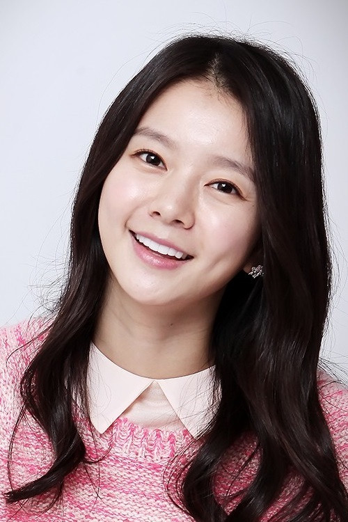 Jung Han-bi as Ye-seung's Teacher
