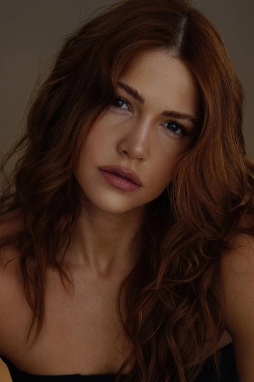 Letícia Augustin as 