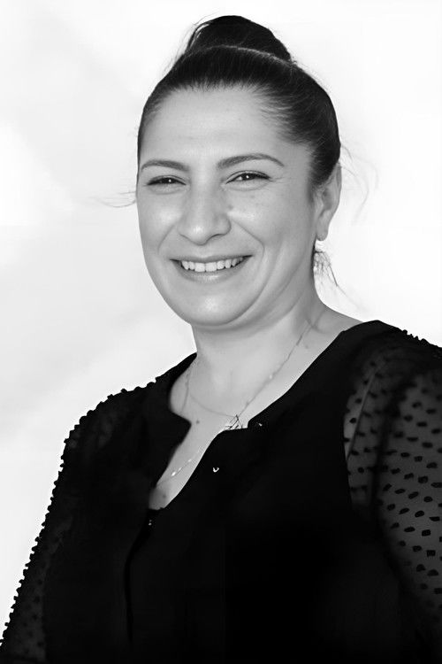 Souad Delmi-Bouras as Self