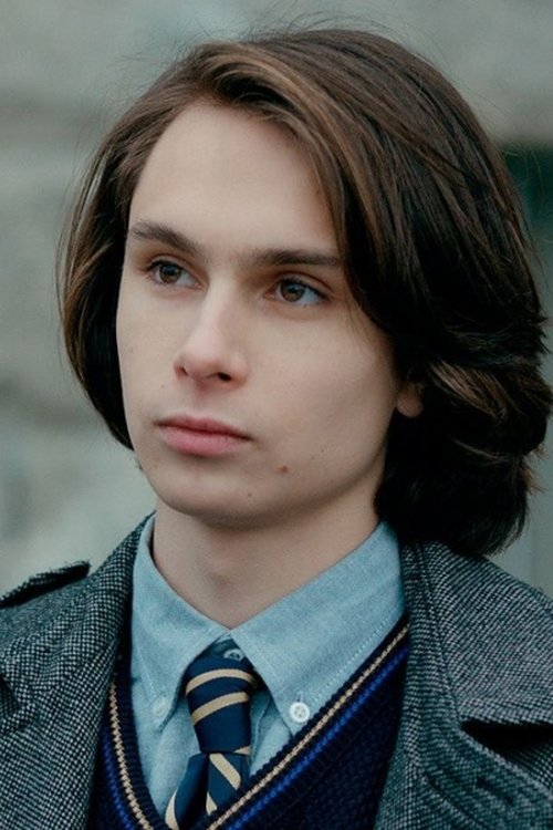 Vlace Samar as Frédéric 8 ans