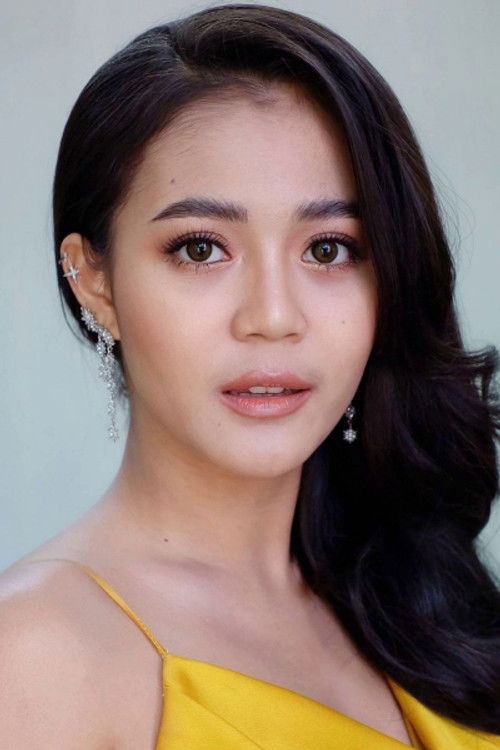 Lamyai Haithongkham as Luknam