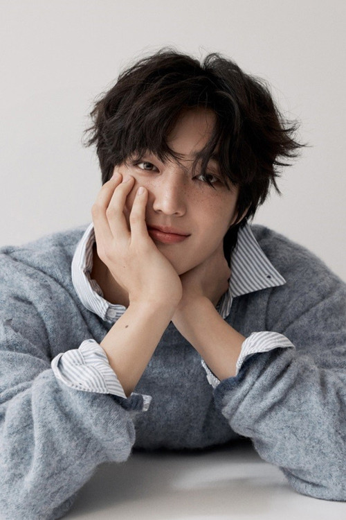 Jeon Jin-seo as Prince Youngchang