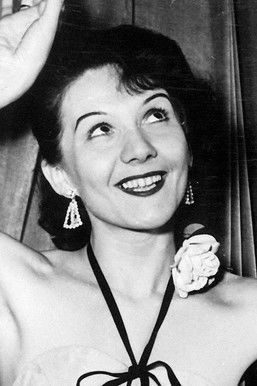 Ingrid Ohlenschläger as Dolores