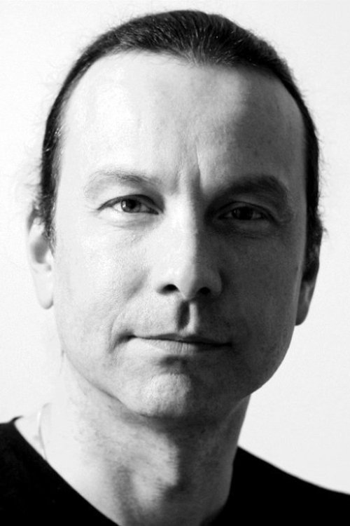 Nicolas Böll as Tjum's father (voice)