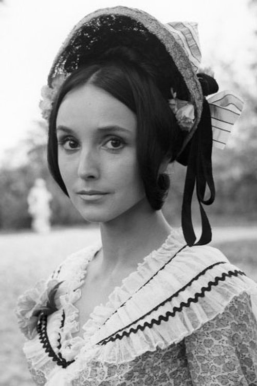 Elżbieta Starostecka as Krysia Górkówna (uncredited)