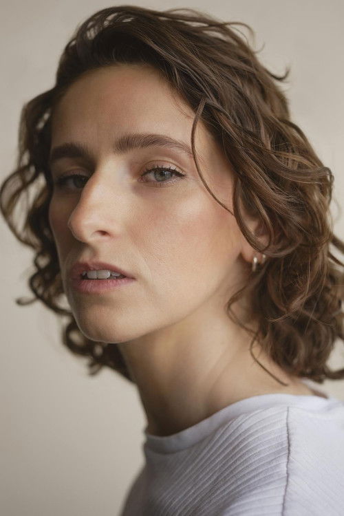 Lydia Canning as Daughter