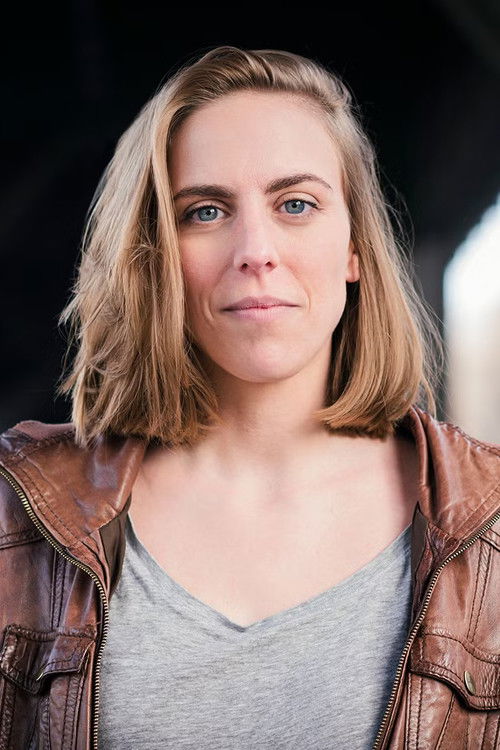 Stephanie Reist as Young maid