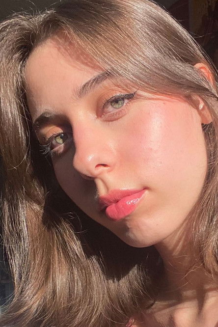 Carmela Del Rei as MOÇA JOVEM