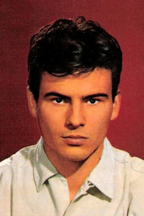 Horst Buchholz as Chico