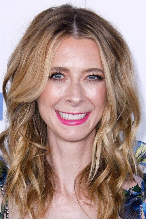 Dawn Luebbe as Pauline