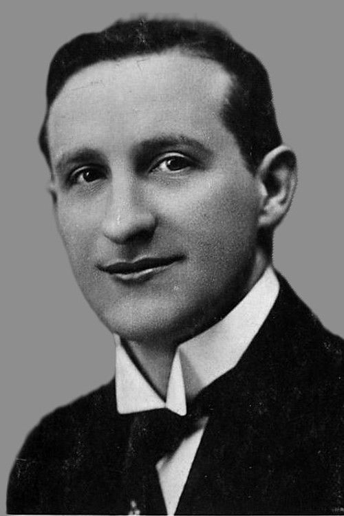 Oscar Sabo as Berliner Portier