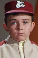 Christopher Murphy as Tom