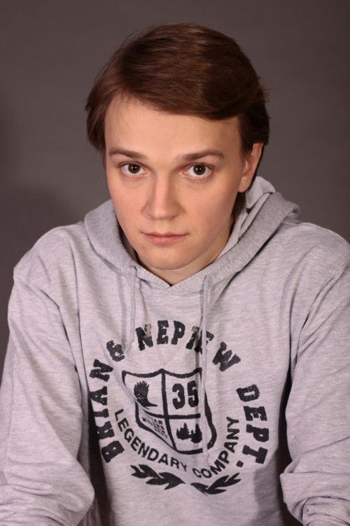 Vladimir Logvinov as young Ivan
