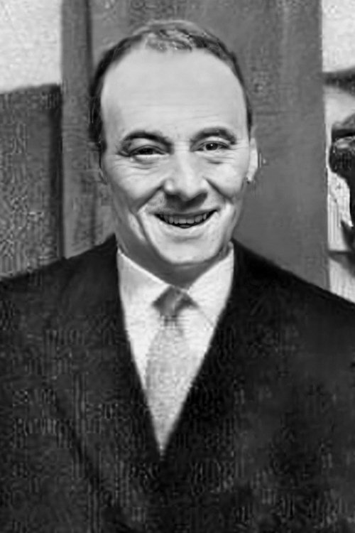 Eduardo Cuitiño as Commissioner Orellana