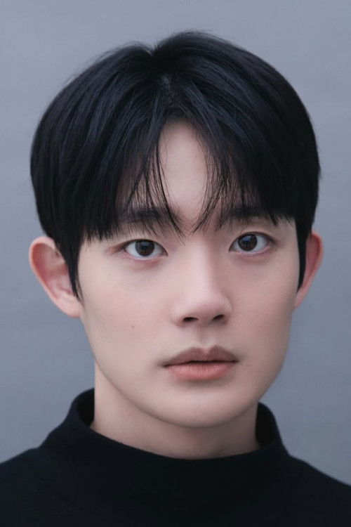 Lee Myung-joon as Kim Min-kyu