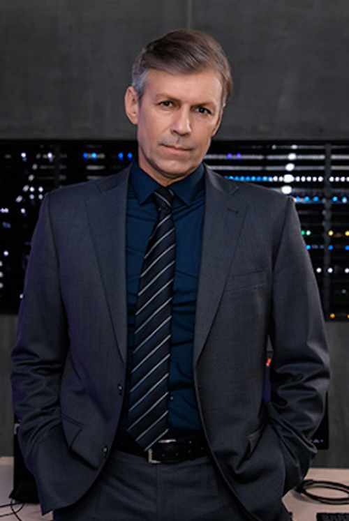 Ігор Волков as Сергій Вітрук (Вітер)