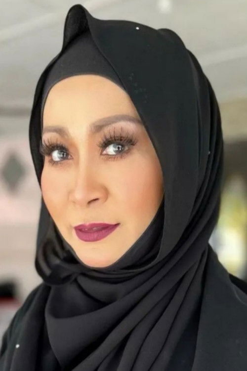 Liza Abdullah as Mak Som