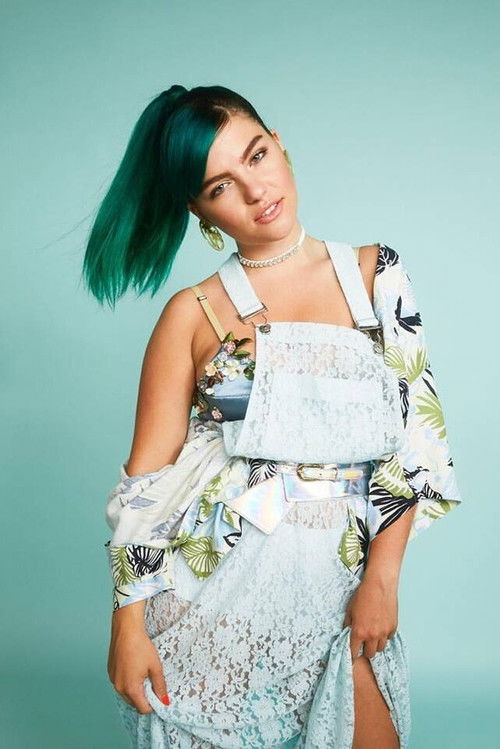 Phoebe Ryan as Dakota Rose