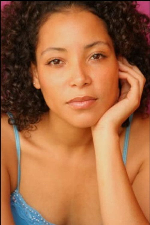 Paola Menacho as Marjorie