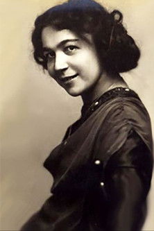 Olga Preobrazhenskaya as Natasha Rostova