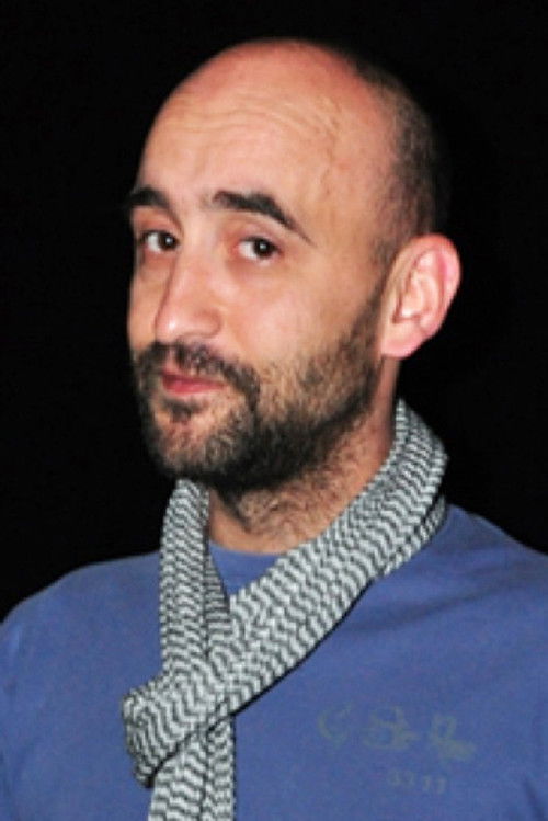 Yavor Gigov as Velichko