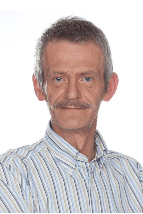 Dirk Lavryssen as Head of the office