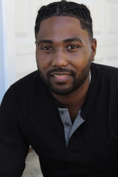 Greg Tucker as Bundles