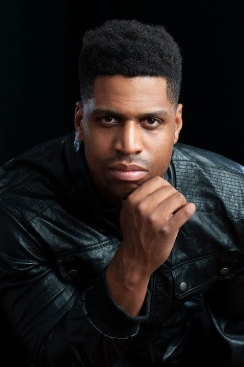 Joshua Andrew Smith as Boyfriend