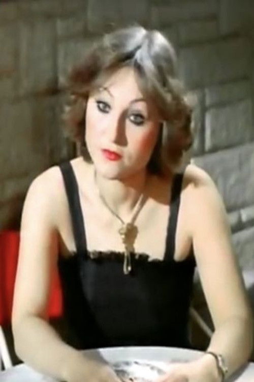 Rawia Saleh as لبنى