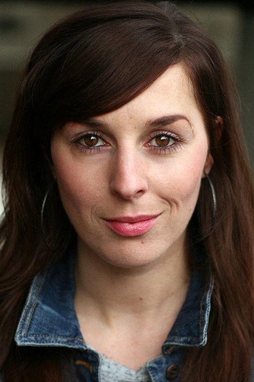 Rayanna Dibs as Emma Taylor