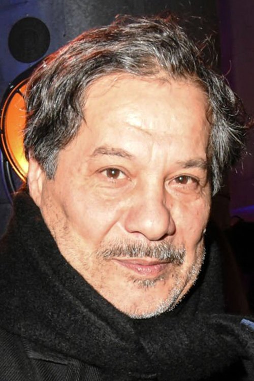 Mostefa Djadjam as Boutlali