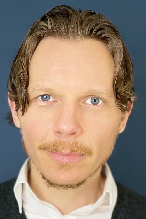 Nathan Mills as Edgar Linton