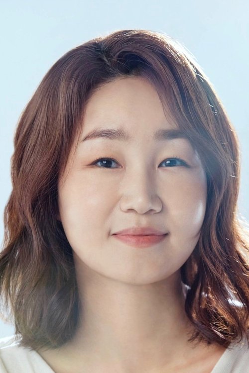 Chae Yeon-jung as Representative Kim