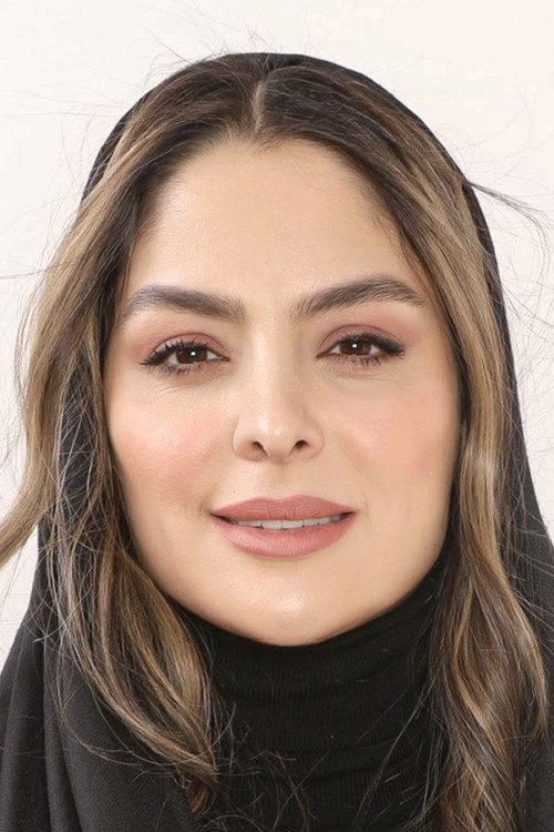 Maral Baniadam as Sara Sabouri