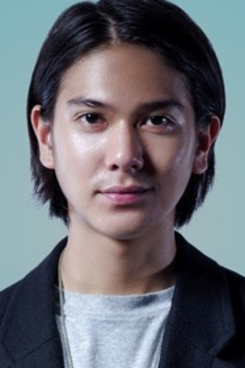 Iqbaal Ramadhan as Minke