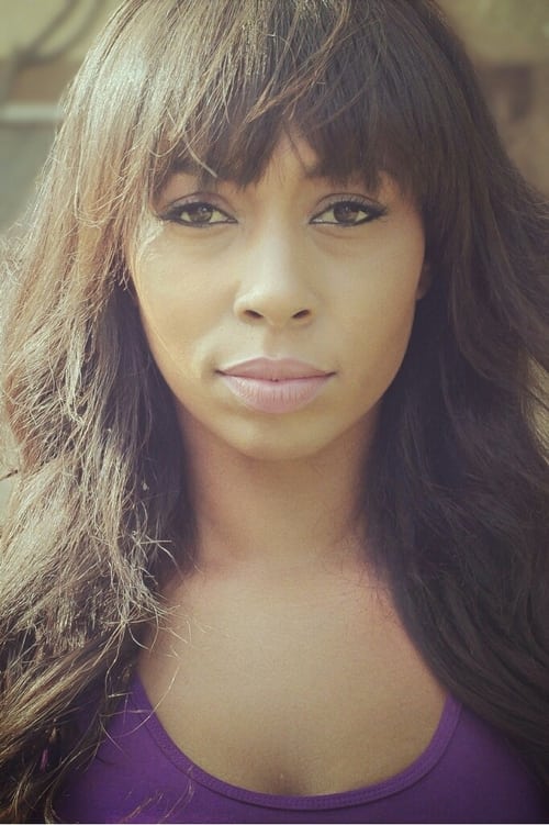 Niki McElroy as Roxy