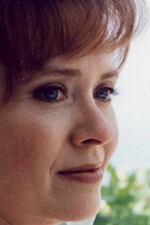 Julie Osburn as Jeannie