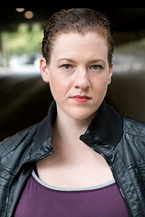 Alysha Brady as Alyx