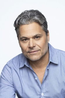 Robert Di Loreto as Dan Wilson