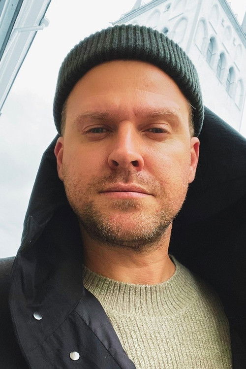 Jürgen Pärnsalu as Taavet