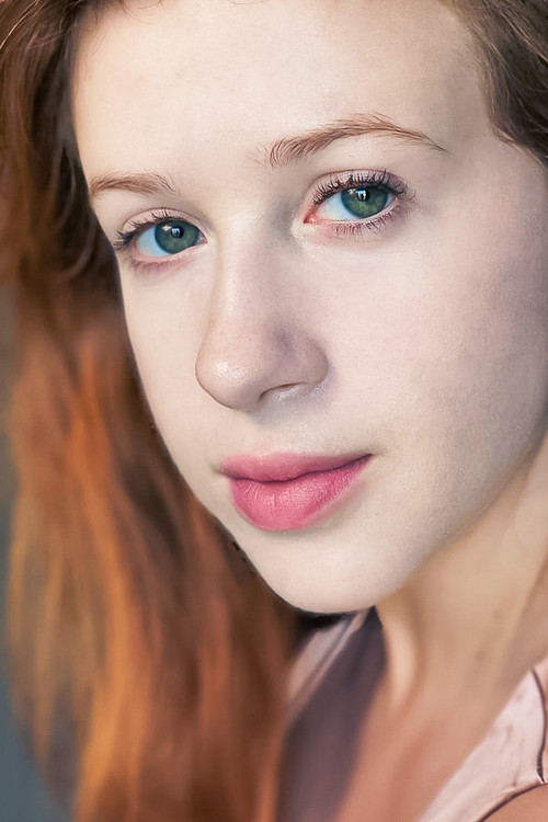 Leona Britt as Phoebe from WatchMojo