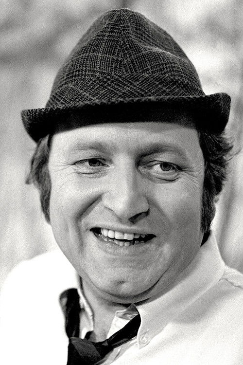 Rolv Wesenlund as Fredrik Borkmann