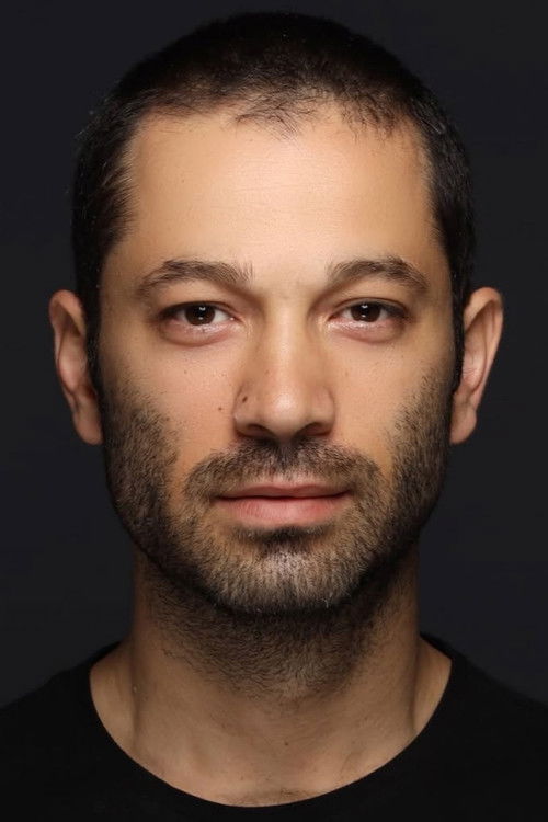 Gökhan Tercanlı as Kurt