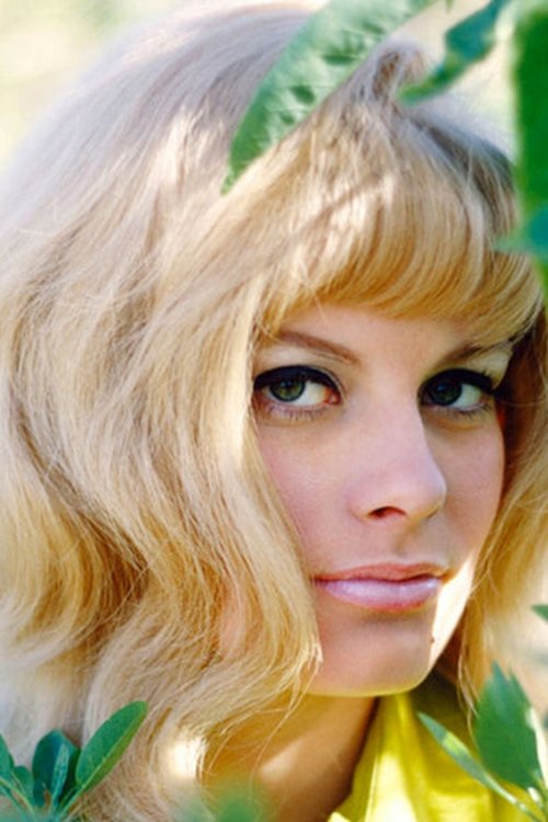 Reagan Wilson as Cheryl