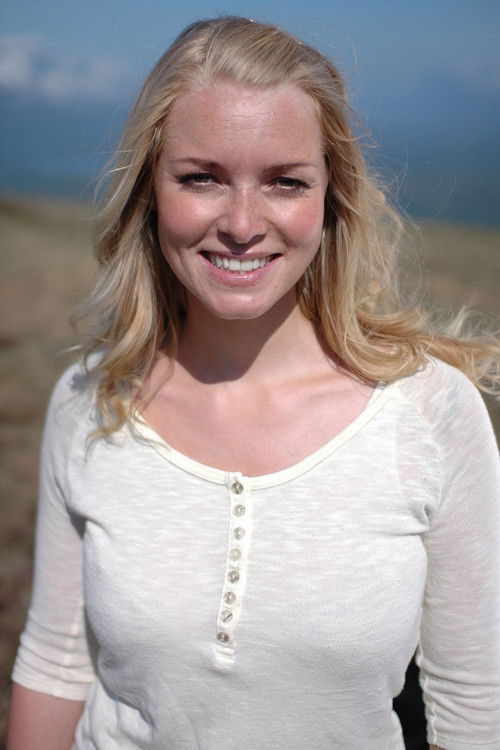 Henriette Bruusgaard as Camilla