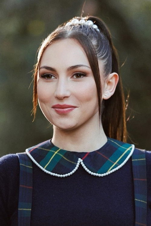 Linh as Self : Guest