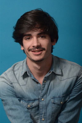 Mauricio Vila as Martín